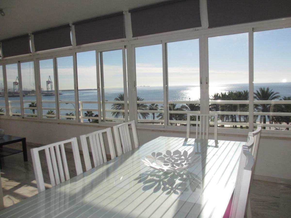 Frenta A La Playa Malaga-antonio Machado Apartment *